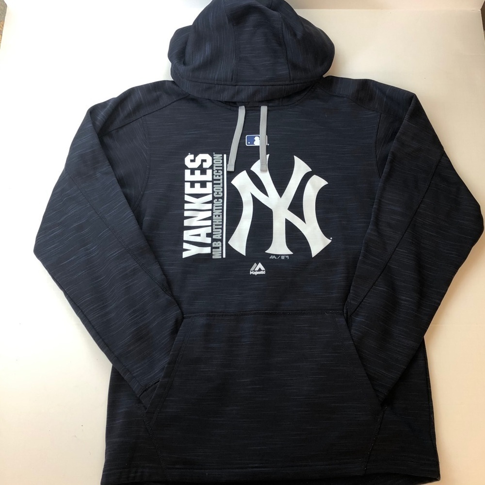Men’s Yankees MLB Authentic Collection Swe…